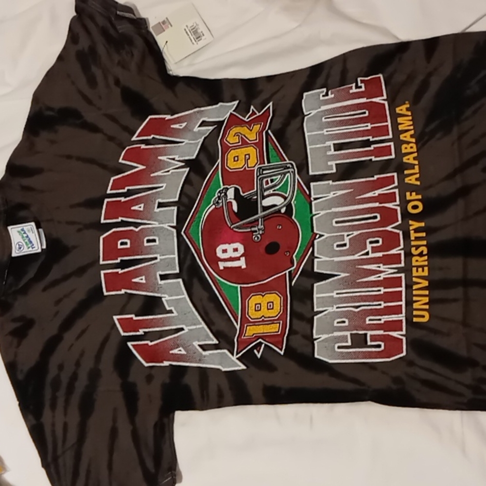 COLLEGIATE UNIV OF ALABAMA Tee SHIRT SZ SMALL Crimson Red